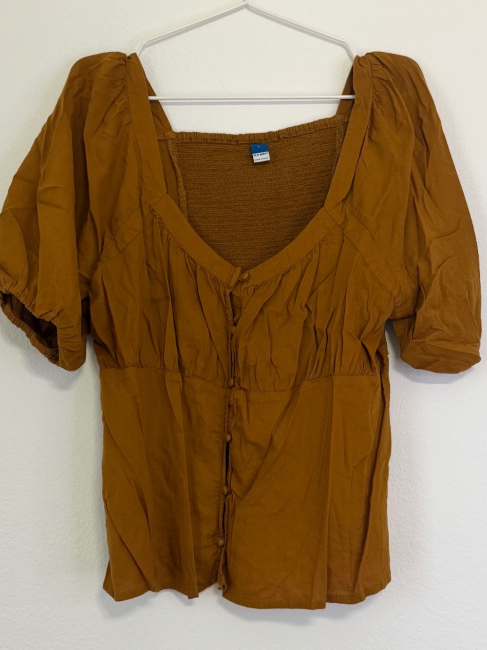 Old Navy puffer sleeve blouse